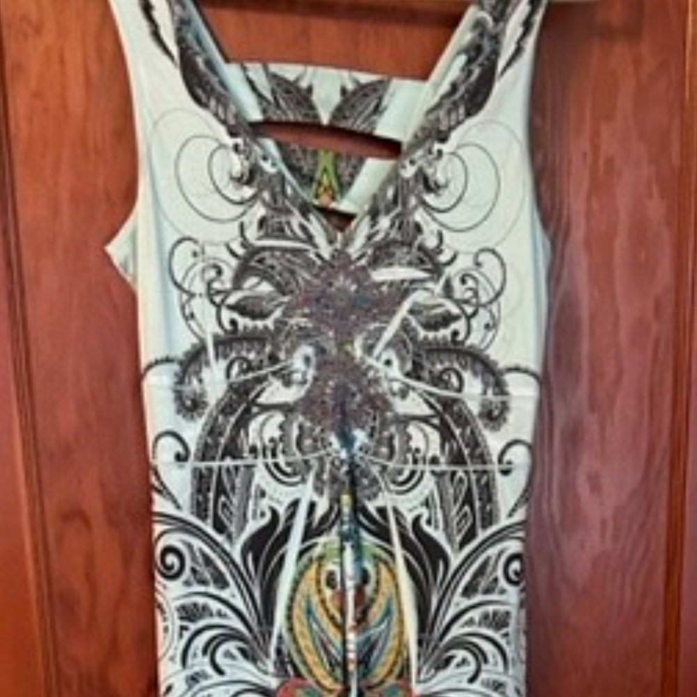 One World Maxi Dress NWOT Medium with Cut-out back